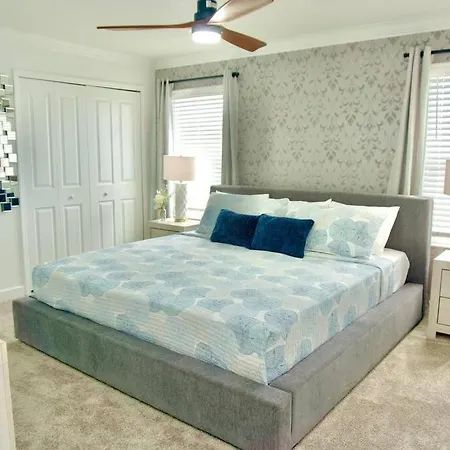 Cozy & Magical Place Sleeps 12/10 Min From Disney